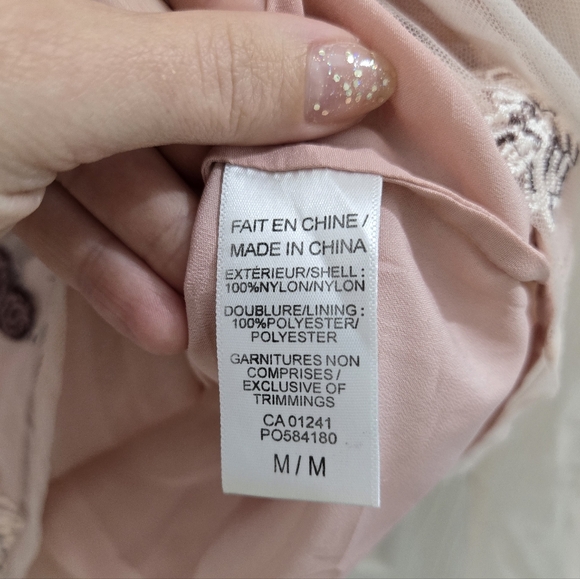 Twik Floral Embroidered Mesh Top Size M - Picture 5 of 11